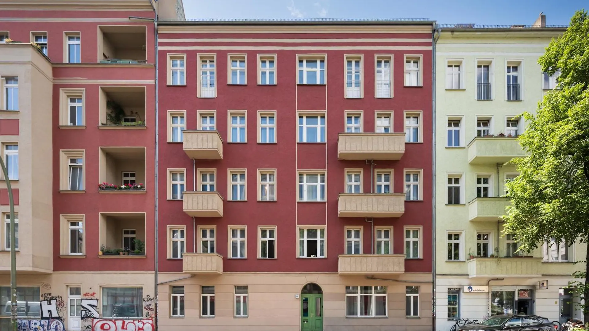 Mooeve Friedrichs Big With Terrace Apartment Berlin
