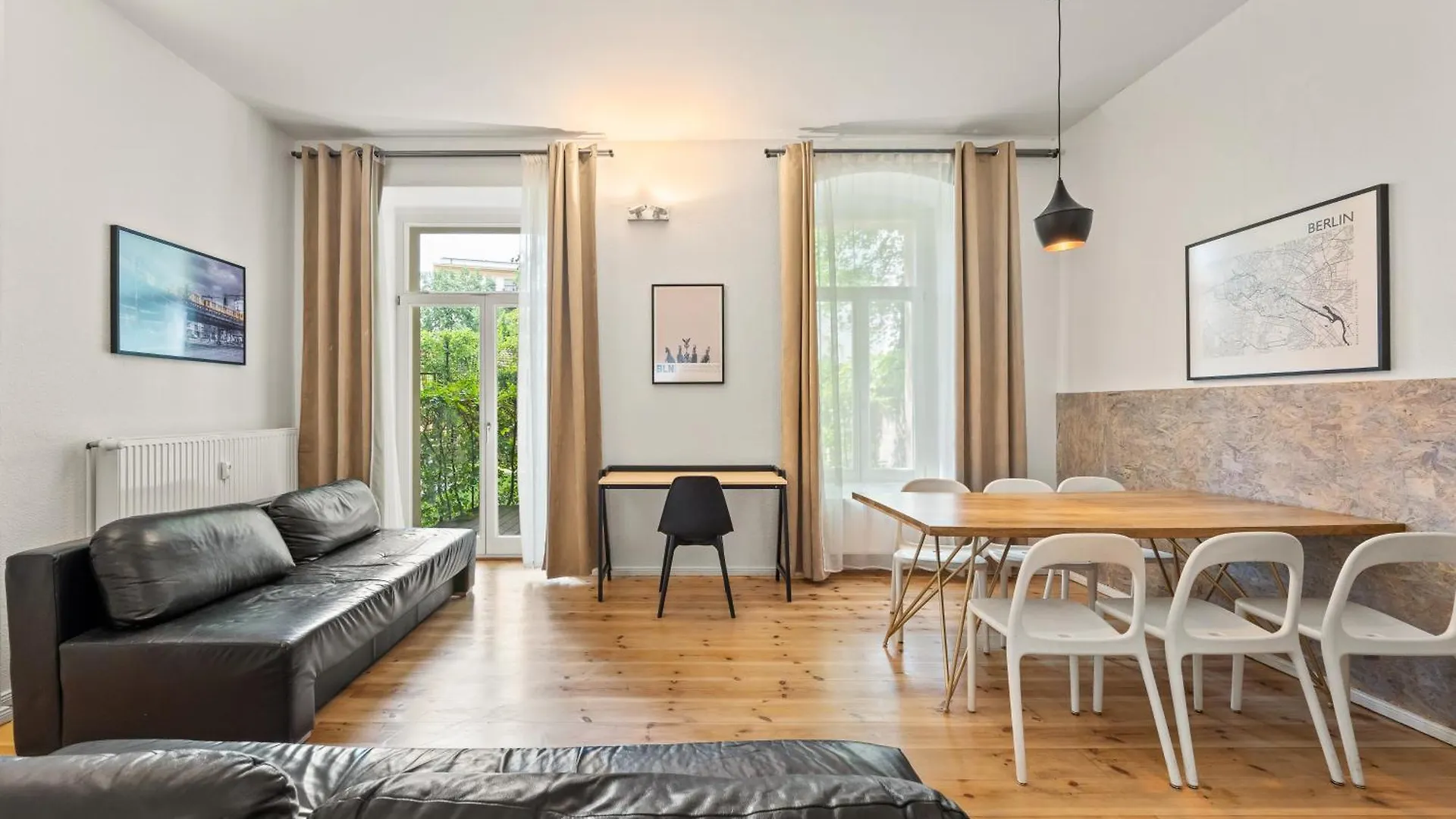 Mooeve Friedrichs Big With Terrace Apartment Berlin